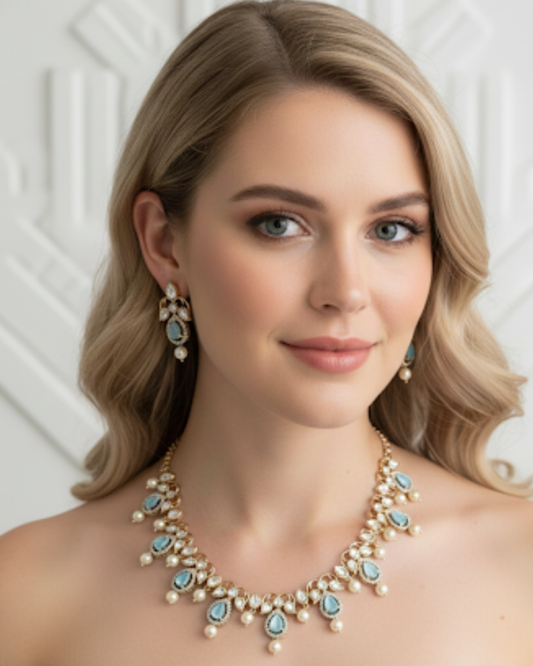 The Verra Necklace Set (Baby Blue)