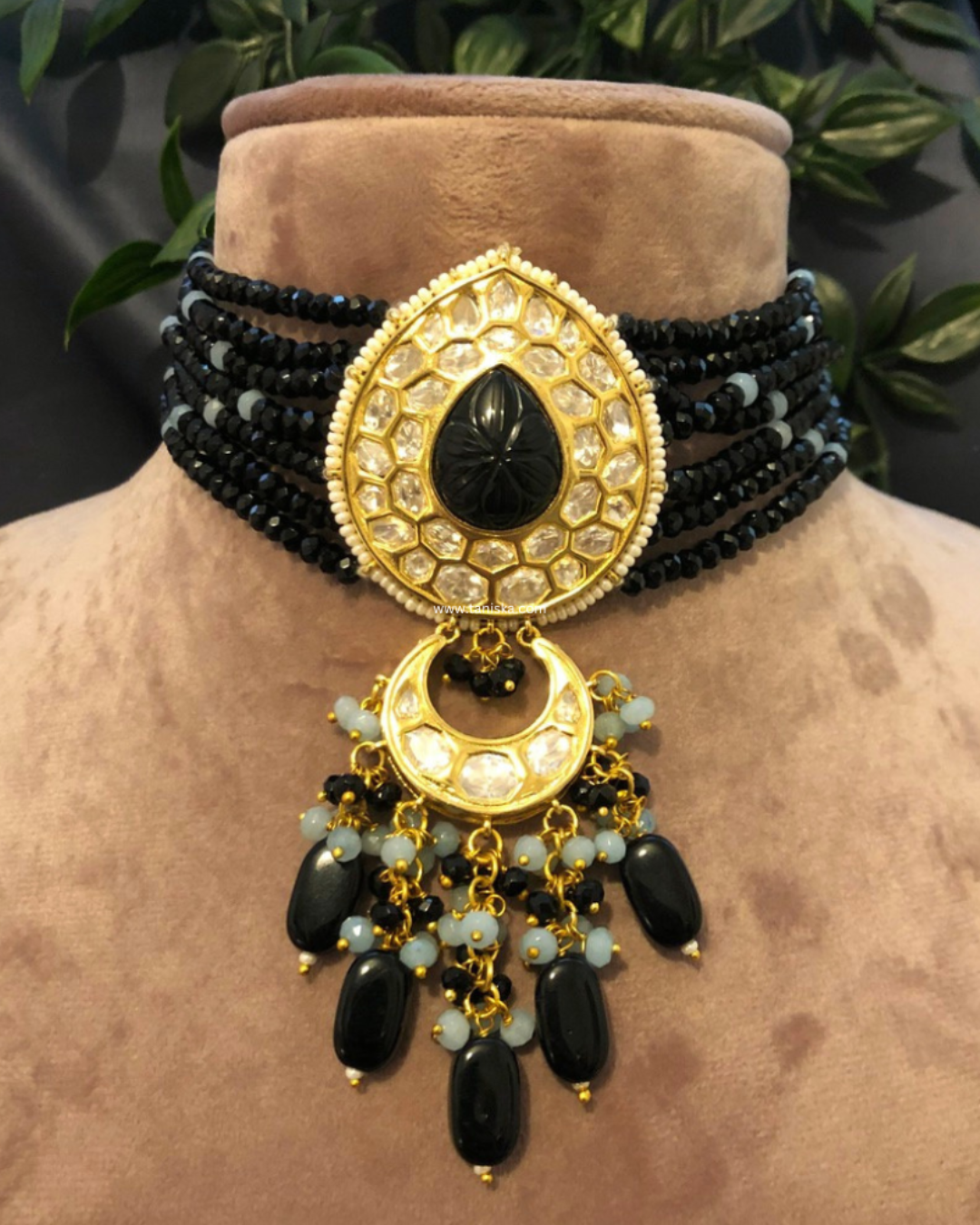 Victorian Traditional Kundan Necklace Set - Black
