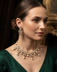 The Verra Necklace Set (Peach)
