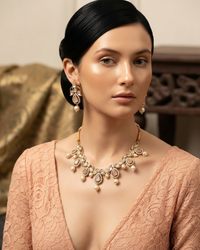 The Verra Necklace Set (Peach)