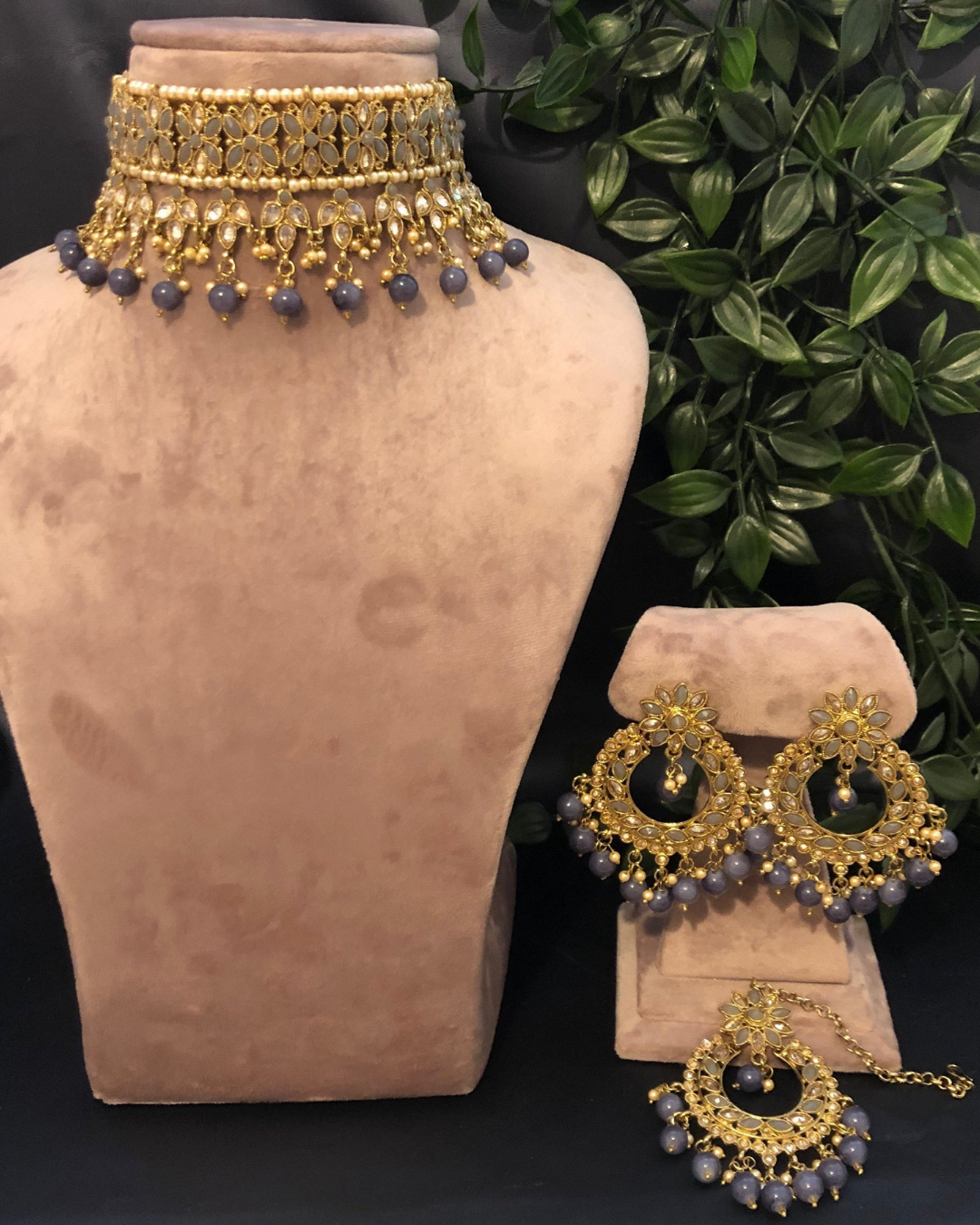 The Kensington Royal Choker Set