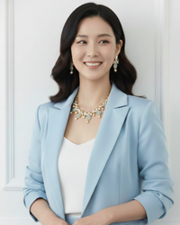 The Verra Necklace Set (Baby Blue)