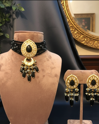 Victorian Traditional Kundan Necklace Set - Black