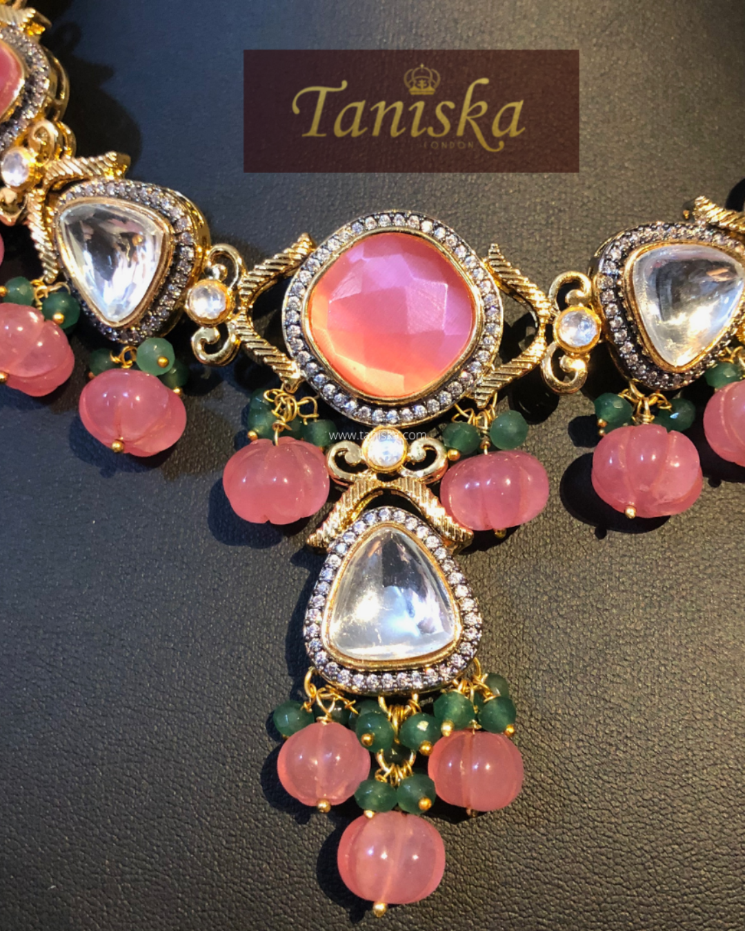 Regency Rose Necklace Set