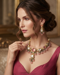 Regency Rose Necklace Set