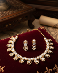 The Verra Necklace Set (Golden)