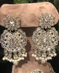 Silver Shimmer Regency Necklace Set