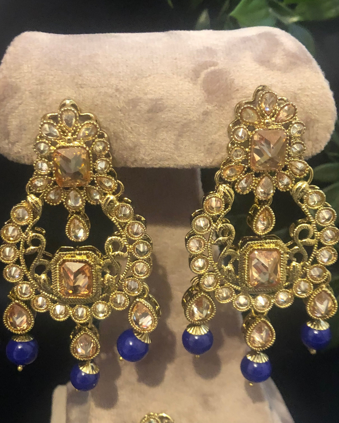 The Chelsea Royal Necklace Set