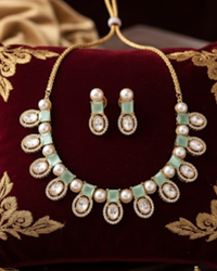 The Verra Necklace Set (Mint)