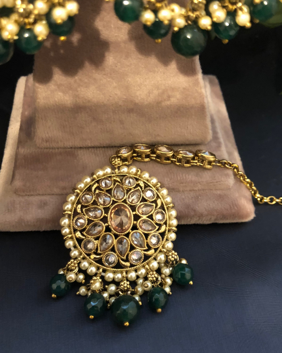The Belgravia Emerald Necklace Set