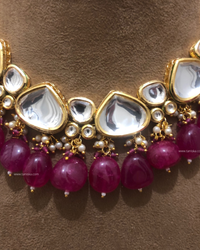 MEEREN Victorian Choker Necklace Set (Ruby)