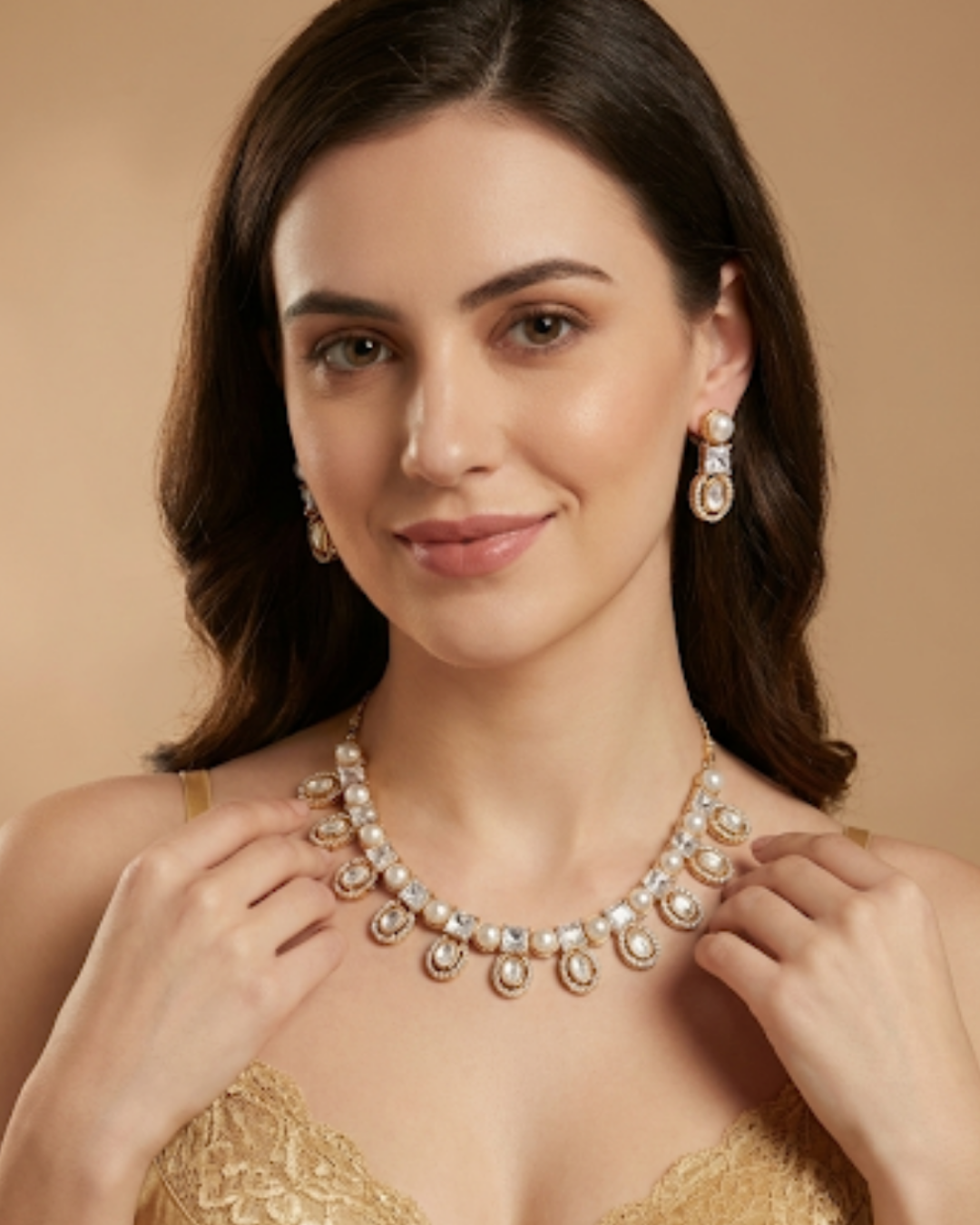 The Verra Necklace Set (Golden)