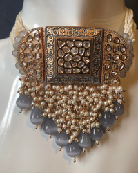 ISHANA Grey Uncut-Kundan Necklace/Choker Set