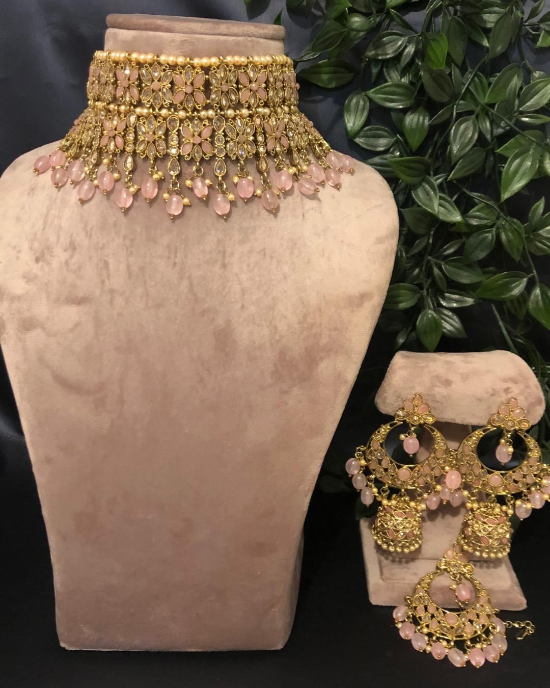 The Kew Gardens Inspired Blush Blossom Set